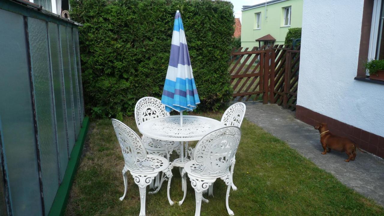 Domek W Ogrodzie Mragowo Luaran gambar